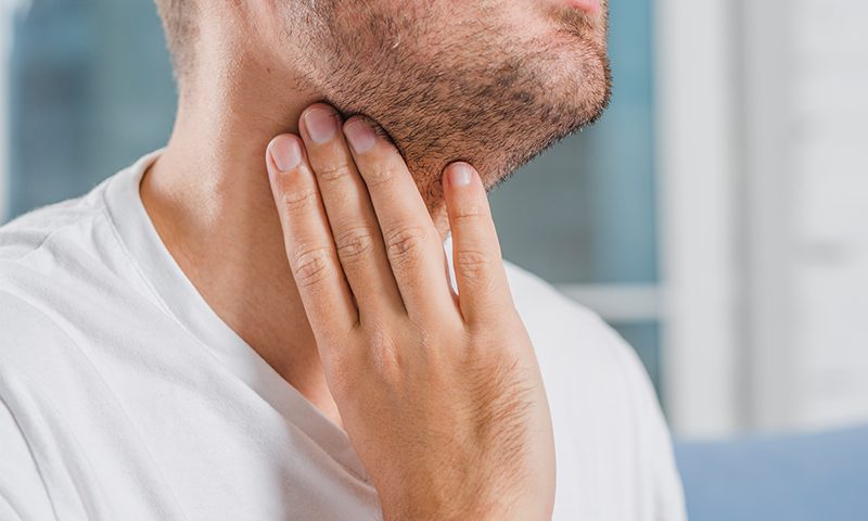 durere ascuțită în gât artroza lombosacrală